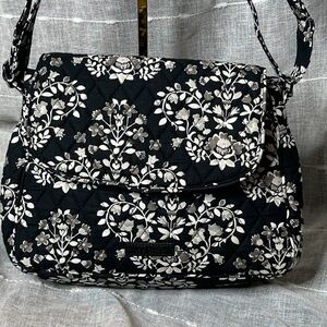 Vera Bradley Chandelier Noir Saddle Bag Messenger Crossbody Sling Designer EUC